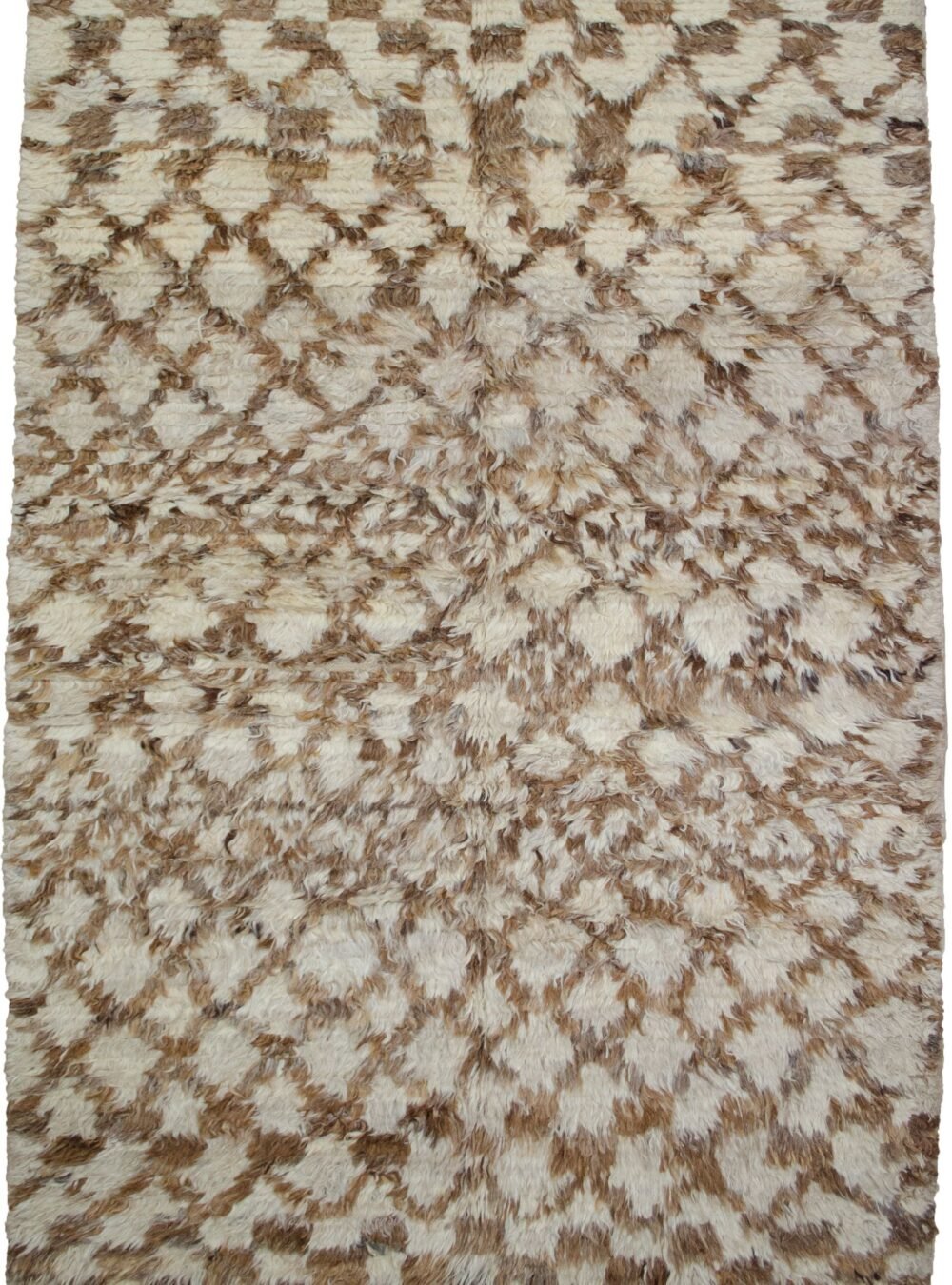 alt="Mashreq Gabbeh rug made with undyed handspun wool" alt="Minimalist Gabbeh rug with soft long pile and natural tones" alt="Modern Persian Gabbeh with organic wool and simple design" alt="Luxury handmade wool rug with tactile softness and elegant style"