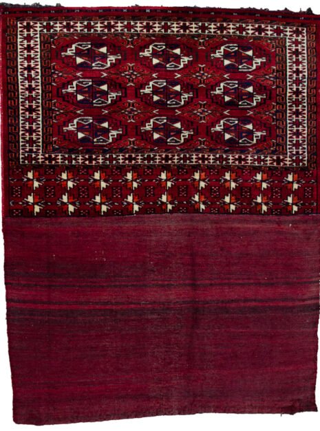 alt="Vintage Turkman Tobreh bag with deep red field and large Guls" alt="Handwoven Turkman tribal bag from Northeast Iran" alt="Turkman storage bag with soft wool and rich red colour" alt="Decorative vintage Tobreh with bold tribal motifs"