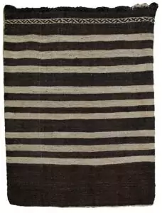 alt="Vintage Turkman Tobreh bag with cream background and minimalist motif" alt="Handwoven tribal storage bag from Northeast Iran in neutral tones" alt="Minimalist Persian nomadic bag in cream with simple design" alt="Stylish vintage Turkman bag with natural wool and subtle motif"