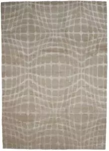 alt="Assioma rug from Geometria Part Silk collection with algebraic design" alt="Contemporary Persian rug made of handspun wool and silk" alt="Luxury fine-weave rug with natural dyes and modern geometric pattern" alt="Silk-blend Persian rug with bold algebraic design from Geometria collection"