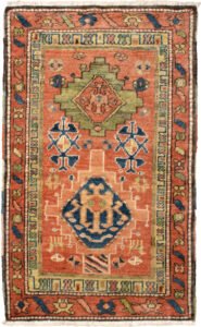 alt="Hand-knotted Heriz rug with stylised dog and floral motifs" alt="Antique-finish Heriz rug made from handspun wool and natural dyes" alt="Village-style Heriz carpet with traditional motifs and modern craftsmanship" alt="New Heriz production rug with vintage aesthetic and natural fibres"