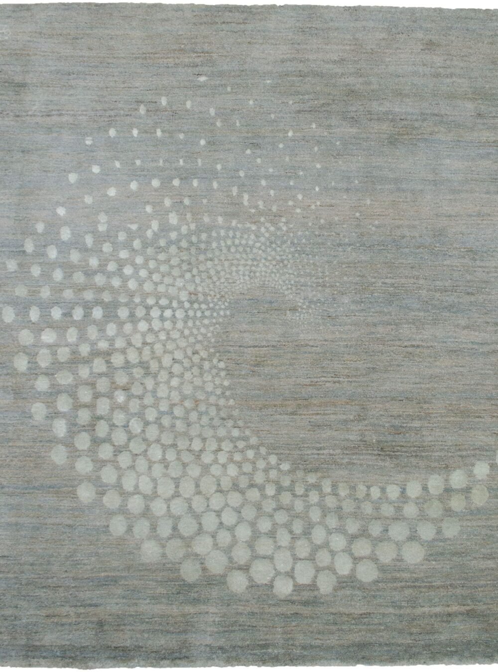 alt="Sfera Geometria rug with abstract algebraic design in silk and wool" alt="Modern Persian rug with fine weave and natural dyes" alt="Contemporary silk blend rug with geometric Sfera pattern" alt="Luxury handwoven rug with Persian wool and silk from Iran"