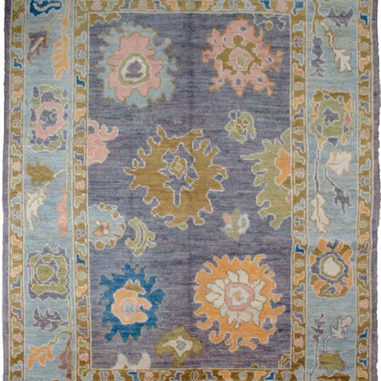 alt="Ushak rug with Harchang design and purple field" alt="Turkish Ushak carpet with duck egg blue border and antique finish" alt="Handwoven Ushak rug with all-over pattern in natural dyes" alt="Customisable Ushak rug with authentic weave and rich colour palette"