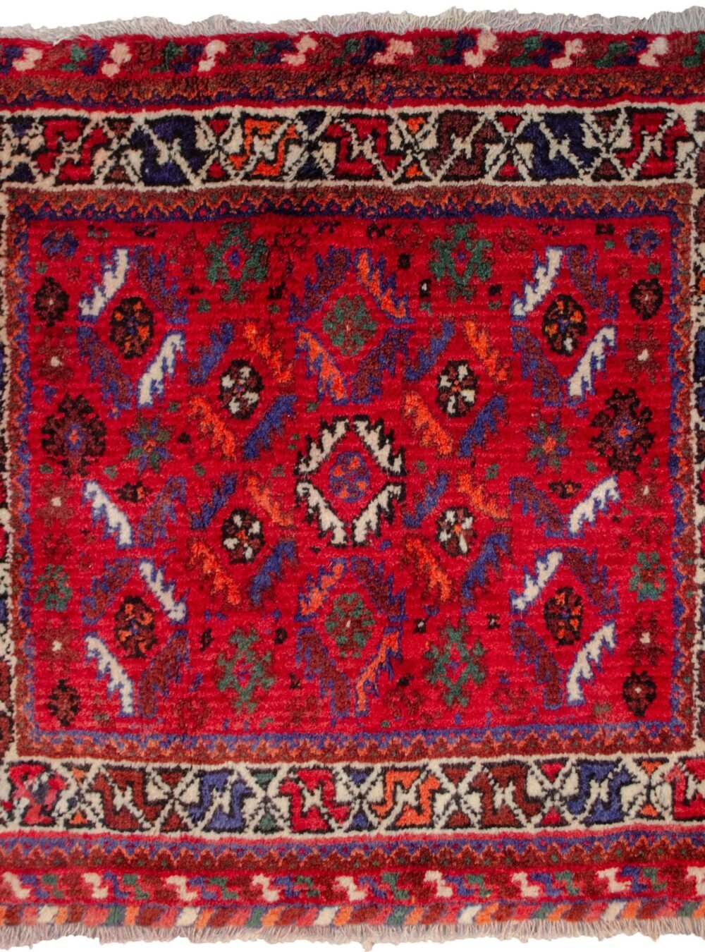 alt="Nomadic bag with deep red field and fish motifs in lozenge pattern" alt="Tribal Persian bag with cream border and shiny wool" alt="Handwoven wool nomadic textile with geometric fish design" alt="Vintage tribal bag from Iran with red and cream colour scheme"