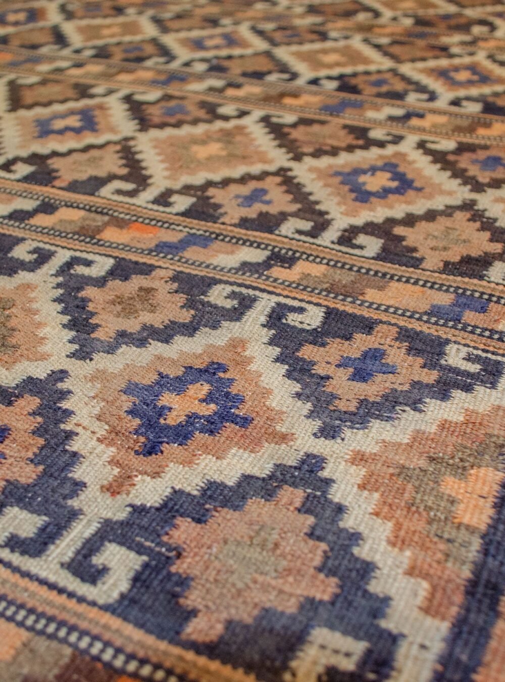 13464-Angle.jpg 13464-Angle.jpg