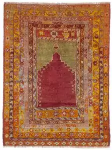 alt="Kirshehir prayer rug with stepped mihrab and floral details" alt="Traditional Turkish rug with vibrant Anatolian colours" alt="Central Turkey prayer rug with cherry red, green, violet accents" alt="Kirshehir mihrab rug with concentric niche and carnation motifs"