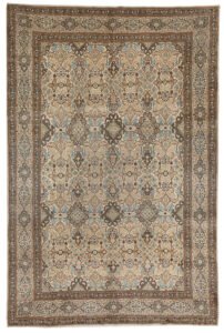 alt="Vintage Tabriz carpet with soft colours and intricate all-over design" alt="Northwest Persian rug with elegant fine weave and subtle pattern" alt="Tabriz rug with harmonious tones and traditional craftsmanship" alt="Refined Persian carpet suitable for classic and contemporary interiors"