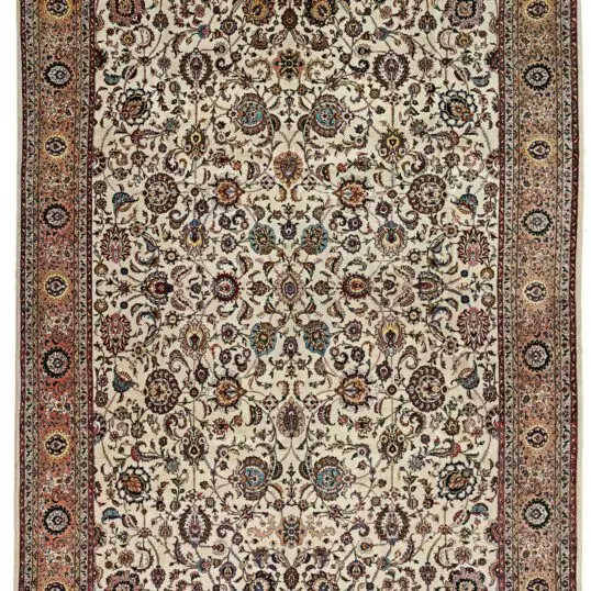 alt="Vintage Tabriz carpet with fine floral design and soft colours" alt="Elegant Persian rug from Northwest Iran with all-over floral pattern" alt="High-quality wool Tabriz rug with balanced colour palette" alt="Finely woven Persian carpet with timeless elegance"