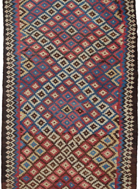 alt="Antique Bakhtiar kilim with diamond motifs and geometric border" alt="Decorative Persian kilim with soft wool and natural dye patina" alt="Room-sized Bakhtiar kilim with repeated diamonds and rare dimensions" alt="Close-up of antique kilim showing soft shiny wool and natural dye tones"