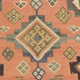 Dropbox_Mehdi-13169-Closeup.jpg