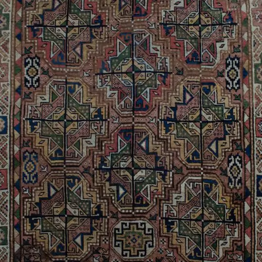 Dropbox_Mehdi-13326-Close-Up1.jpg