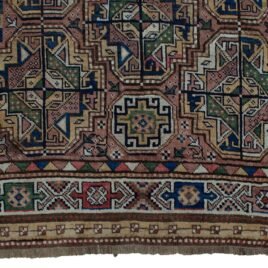 Dropbox_Mehdi-13326-Close-Up2.jpg