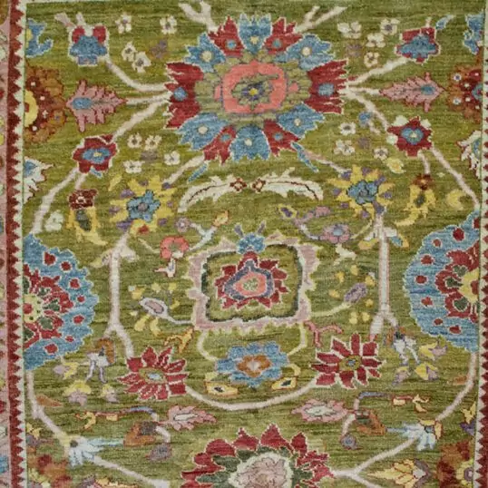 Dropbox_Mehdi-13360-Close-Up1.jpg