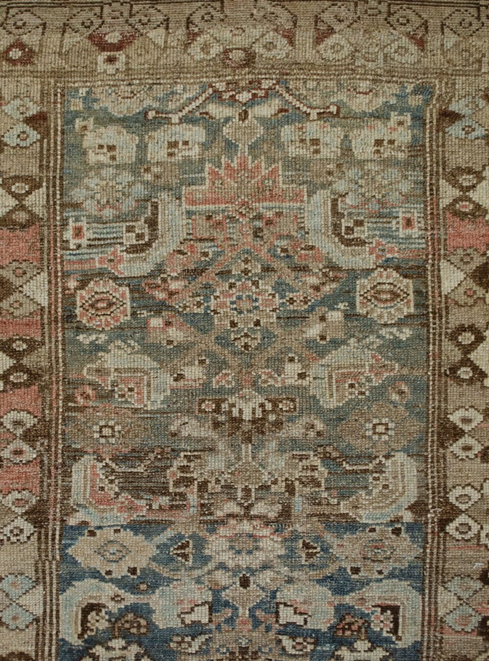 Dropbox_Mehdi-13361-Close-Up3-scaled-1.jpg Dropbox_Mehdi-13361-Close-Up3-scaled-1.jpg