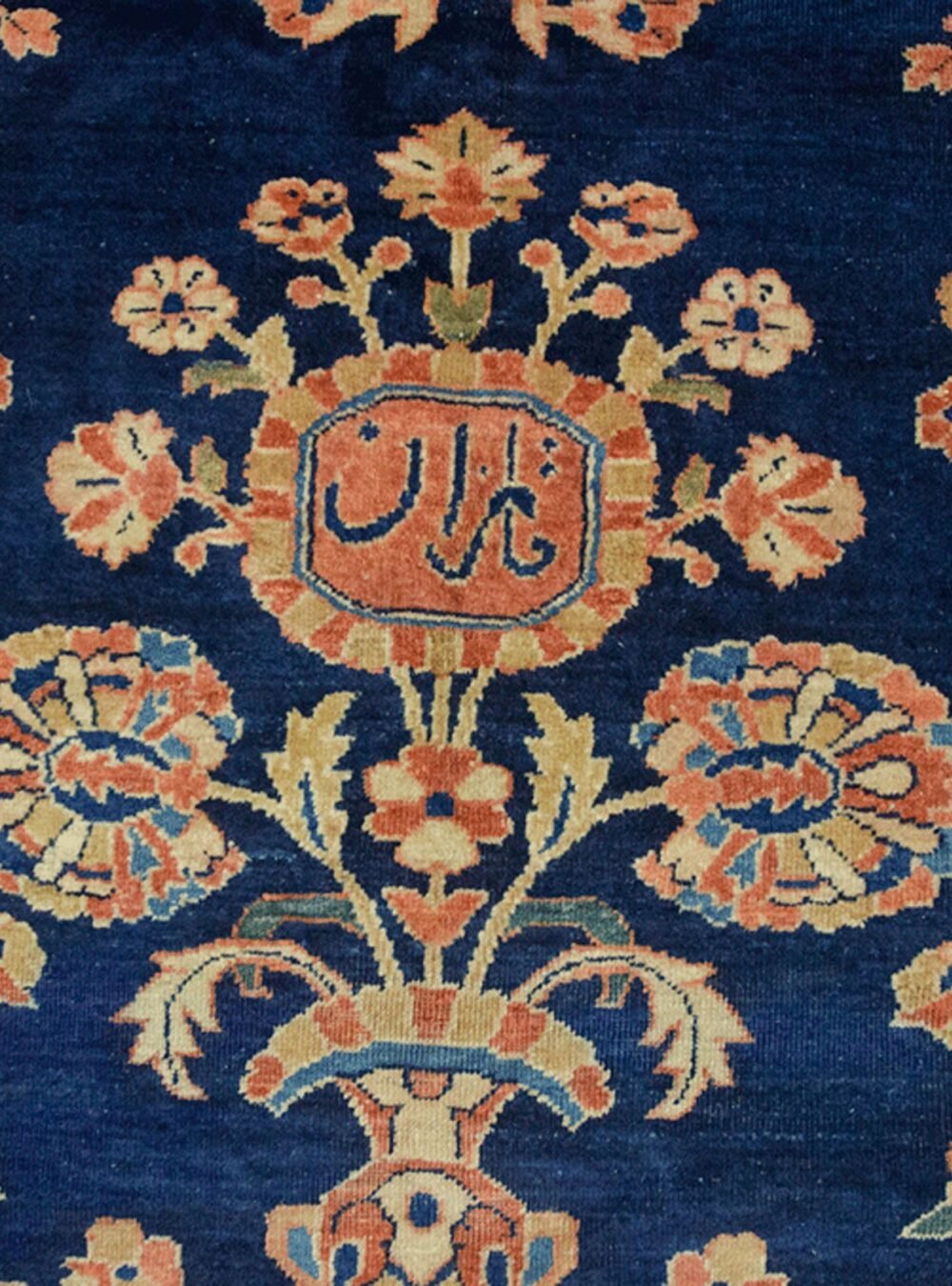 Dropbox_Mehdi-H251-Close-Up.jpg Dropbox_Mehdi-H251-Close-Up.jpg