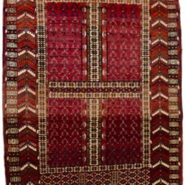 “Vintage Ensi Turkmen rug with prayer niche and abrushes” “Finely woven Turkmen prayer mat in classic red and blue” “Tribal Pardeh rug from Turkmen weavers with symbolic mihrab” “Small-format vintage rug with strong colour abrushes and rich design”