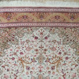 Dropbox_Mehdi-H311-Close-Up2.jpg