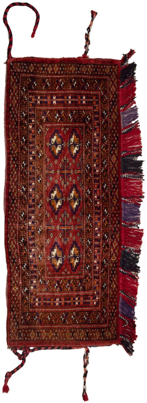 Close-up of Turkmen gul motifs on vintage Tobreh Deep red Turkmen Tobreh tribal bag Finely woven Iranian Turkmen textile Decorative vintage Tobreh with tribal patterns Handspun wool Tobreh from Northeast Iran