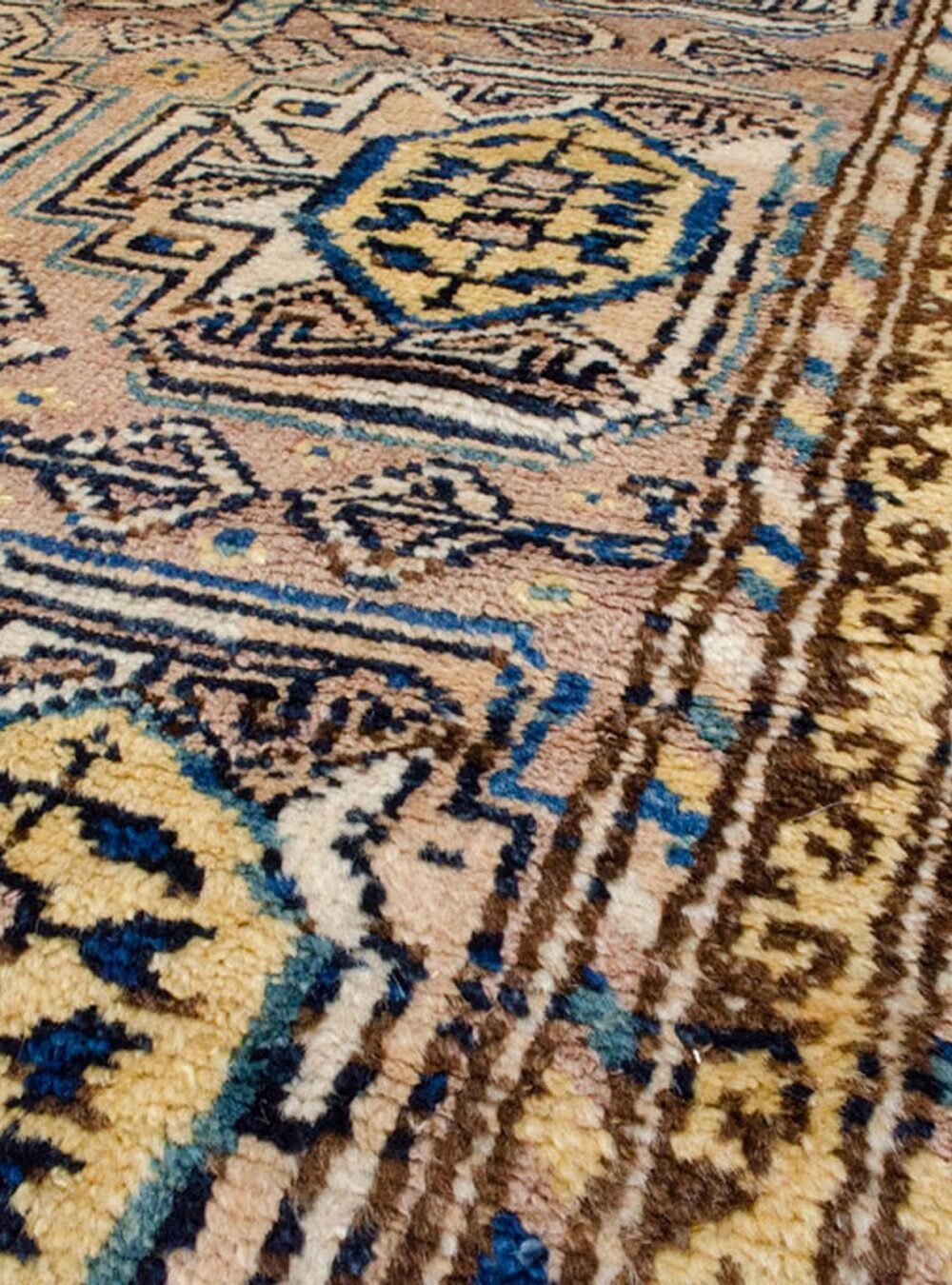 Dropbox_Mehdi-M334-Artistic.jpg Dropbox_Mehdi-M334-Artistic.jpg