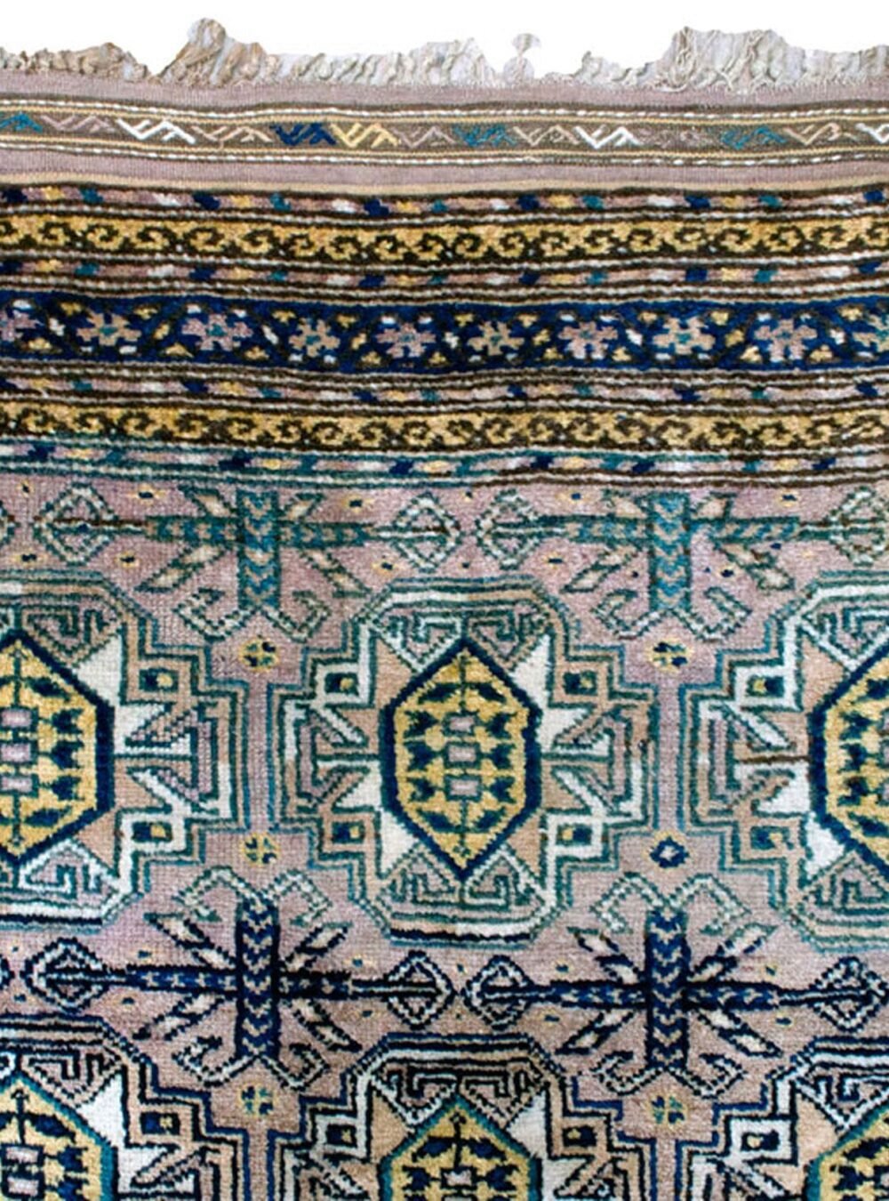 Dropbox_Mehdi-M334-Close-Up.jpg Dropbox_Mehdi-M334-Close-Up.jpg