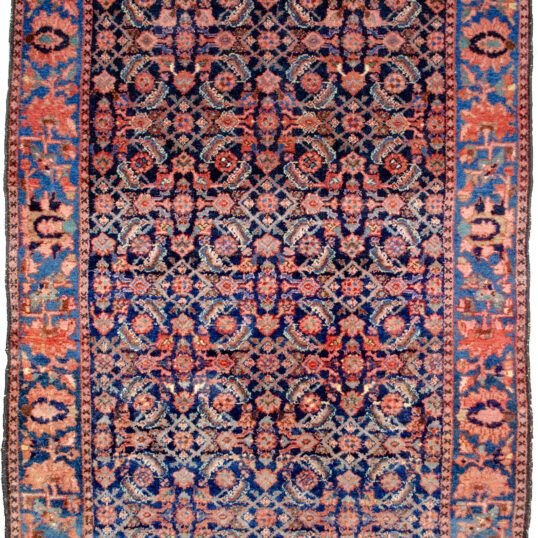alt="Boroujen Bakhtiari rug with navy Herati design and light blue border" alt="Persian carpet from Boroujen with natural dyes and floral motifs" alt="High-quality Herati rug from Bakhtiari region in excellent condition" alt="Rare vintage Boroujen rug with handspun wool and decorative appeal"
