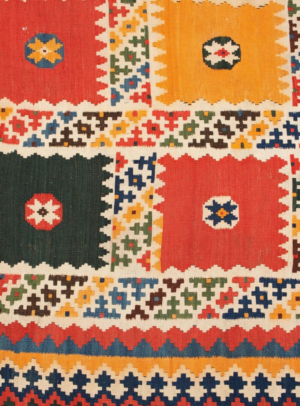 mehdi-12989-Close-Up.jpg mehdi-12989-Close-Up.jpg
