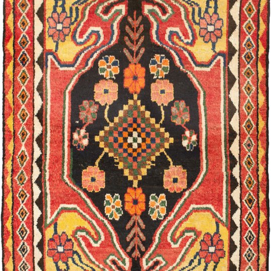 antique-bakhtiari-gabbeh-rug.jpg plush-tribal-persian-gabbeh-carpet.jpg handwoven-bakhtiari-gabbeh-soft-wool.jpg nomadic-bakhtiari-gabbeh-earth-tones.jpg coarse-woven-thick-pile-gabbeh-rug.jpg