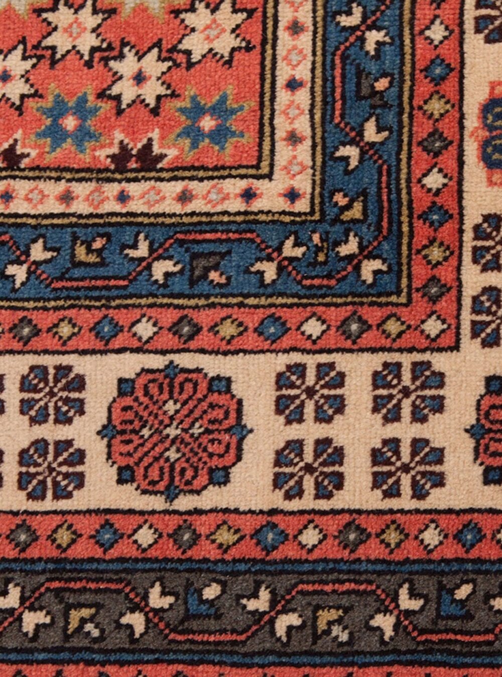 mehdi-5552-Close-Up.jpg mehdi-5552-Close-Up.jpg