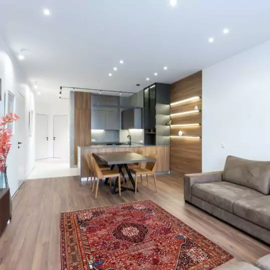 H355-Qashqai-245x154cm-mock