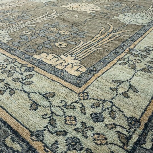 13571---305x243---002