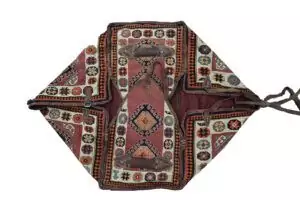 alt="Qashqai Mafrash with kilim panel and intact leather straps" alt="Antique Persian tribal storage chest with vibrant kilim weaving" alt="Vintage Qashqai Mafrash box with traditional tribal motifs" alt="Decorative kilim Mafrash with original leather handles from southern Iran"