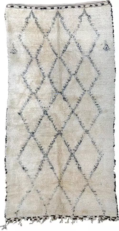 alt="Vintage Moroccan rug with full pile and lozenge pattern" alt="Two-tone Berber rug with soft wool and geometric design" alt="Minimalist Moroccan carpet in ivory and charcoal tones" alt="Full pile vintage Beni Ourain rug with traditional Moroccan motifs"