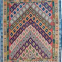 alt="Vintage Anbaran kilim with deep red background and colorful lozenge design" alt="Persian flatweave rug with beige and green borders from Anbaran, Iran" alt="Handwoven Iranian kilim with geometric lozenge motifs" alt="Traditional Anbaran kilim rug showcasing rich colors and intricate patterns"