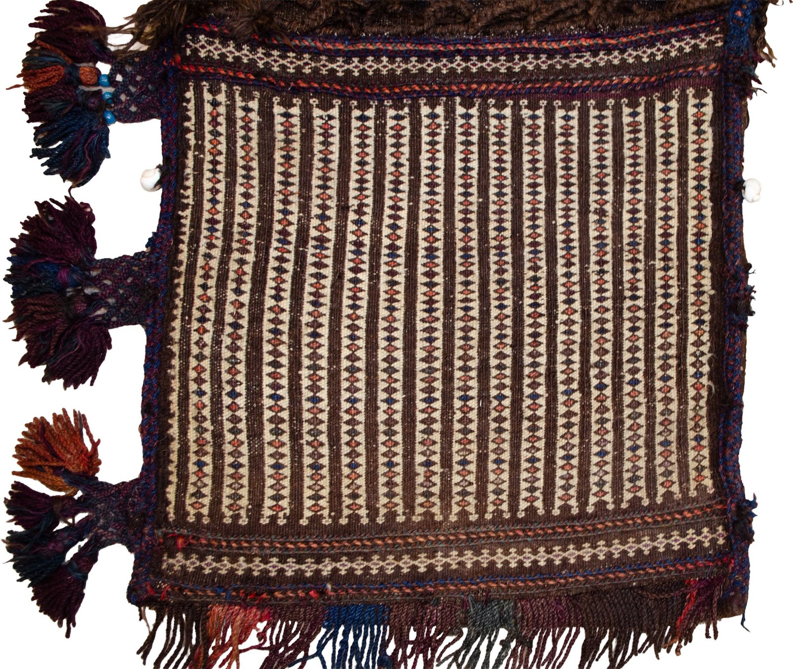 M418-Closeup nomadic-tribal-trapping-intact-locks