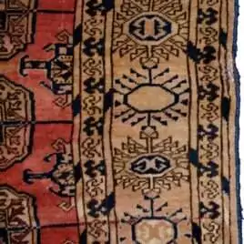 soft-red-tribal-carpet-with-cream-border