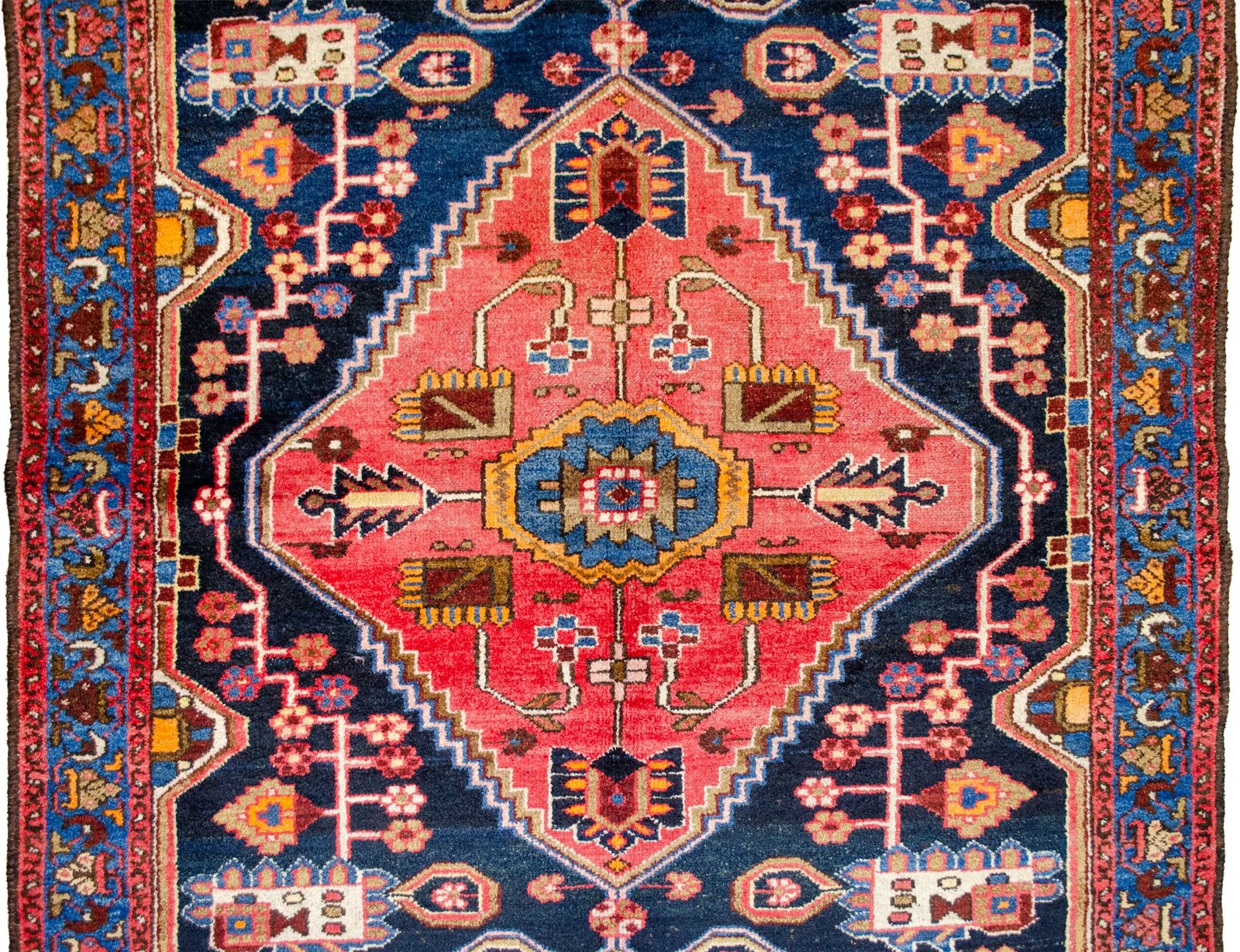 H382-Close-up1 natural-dye-medallion-rug-saveh.jpg