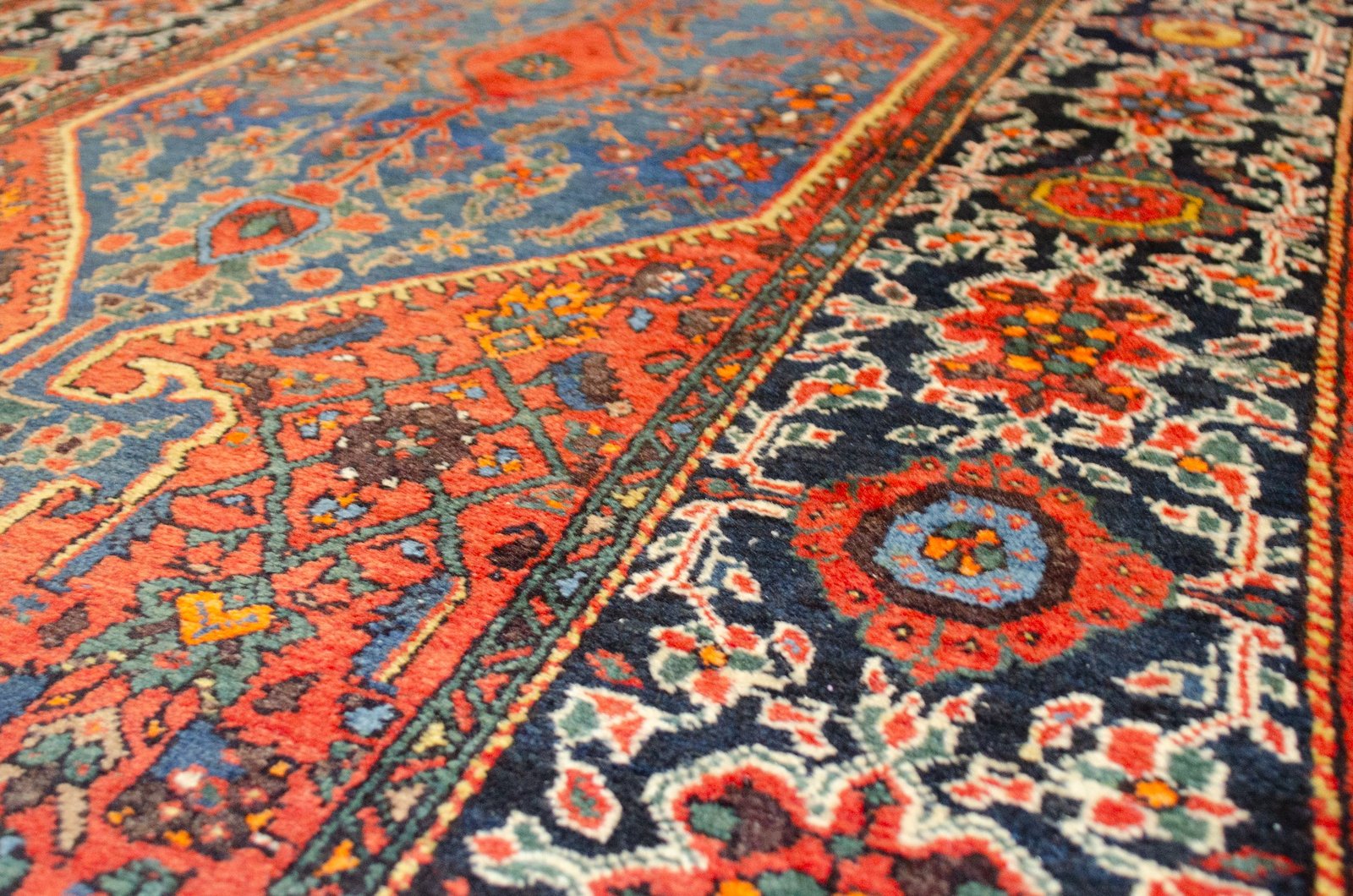H383-Angle robust-kurdish-style-rug-herati-design.jpg