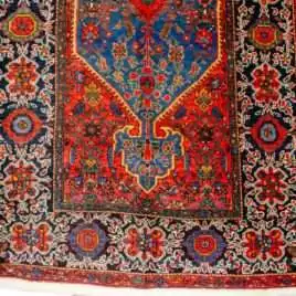 robust-kurdish-style-rug-herati-design.jpg