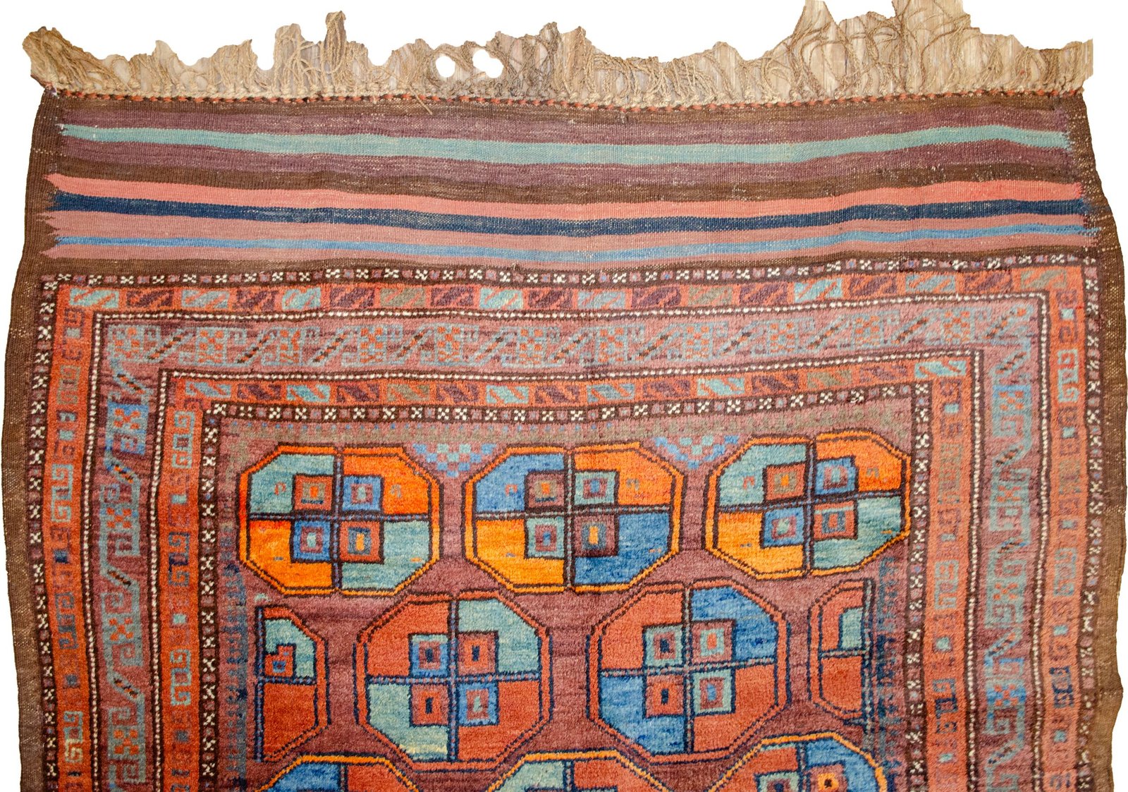 H386-Close-up tribal-persian-rug-with-wide-kilim-ends.jpg