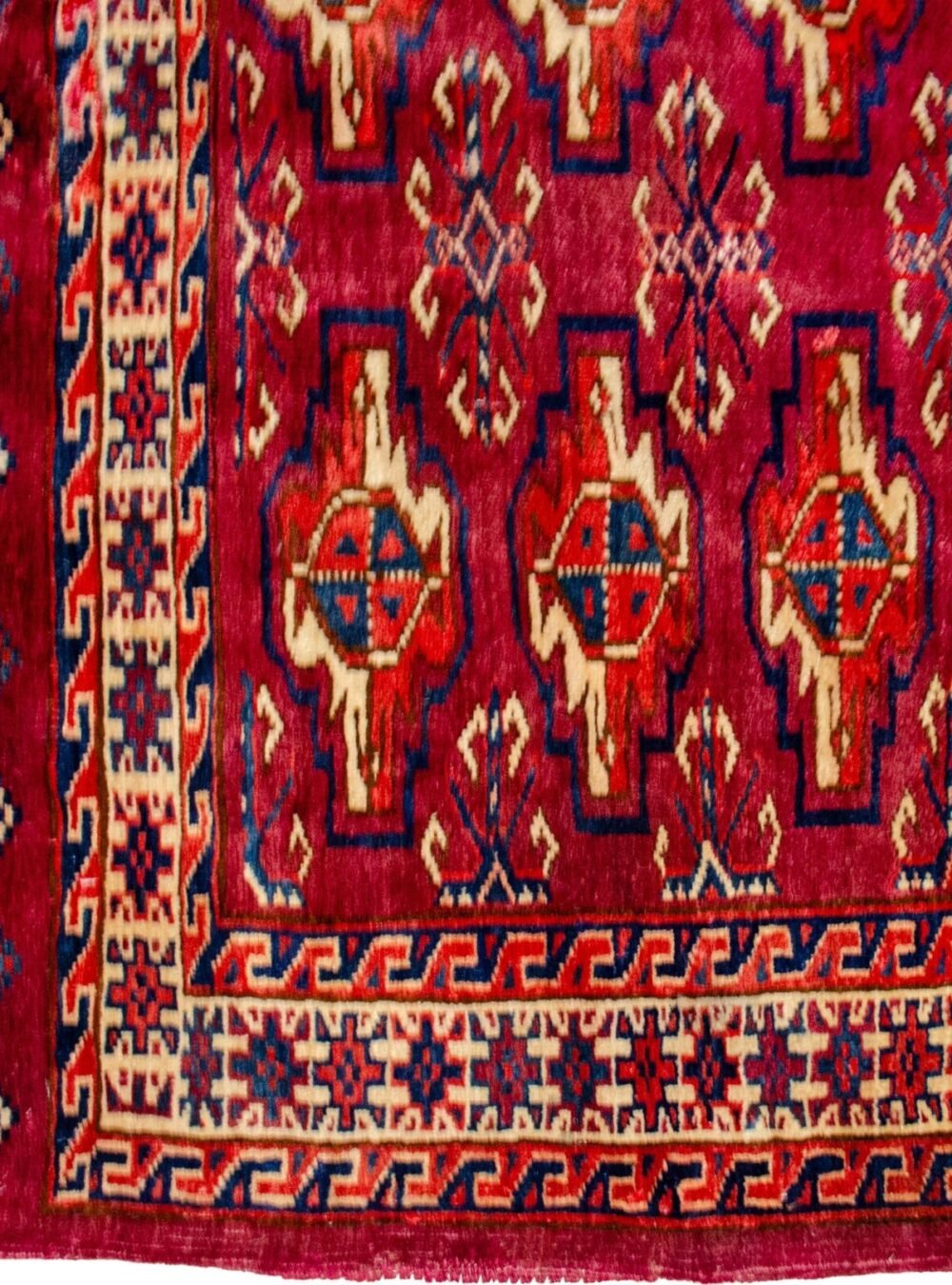 H387-Close-up1 nomadic-juval-bag-face-three-row-gul.jpg