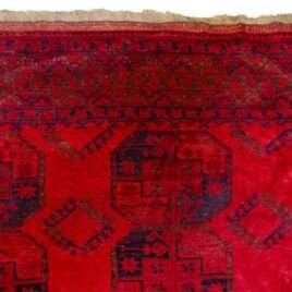 elephant-foot-gul-tribal-persian-rug.jpg