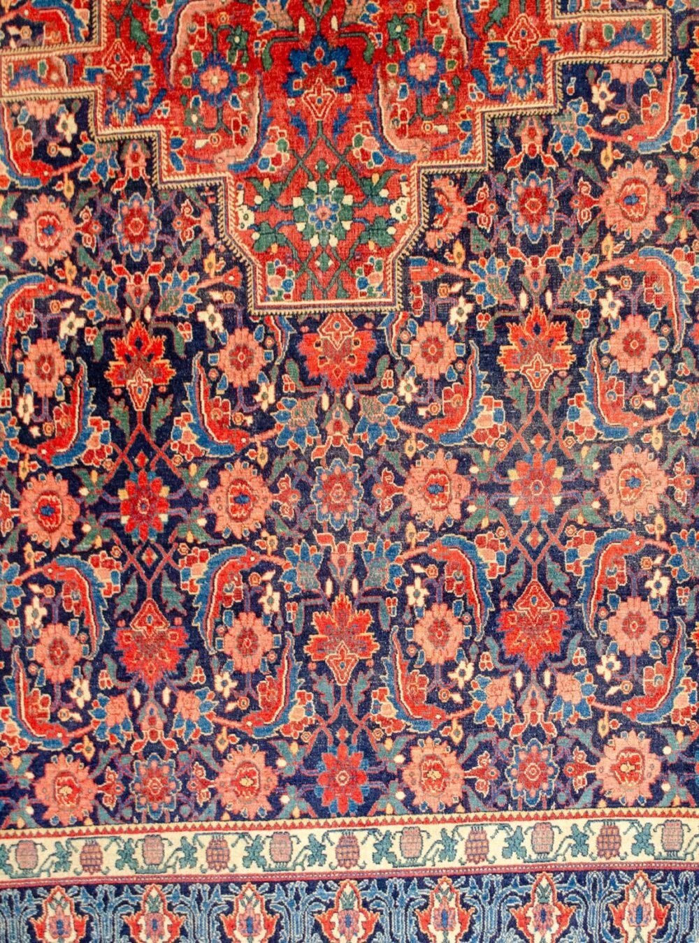 H393-Close-up2 fine-weave-low-pile-senneh-herati-rug.jpg