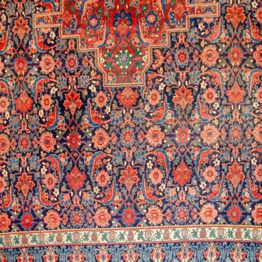 fine-weave-low-pile-senneh-herati-rug.jpg