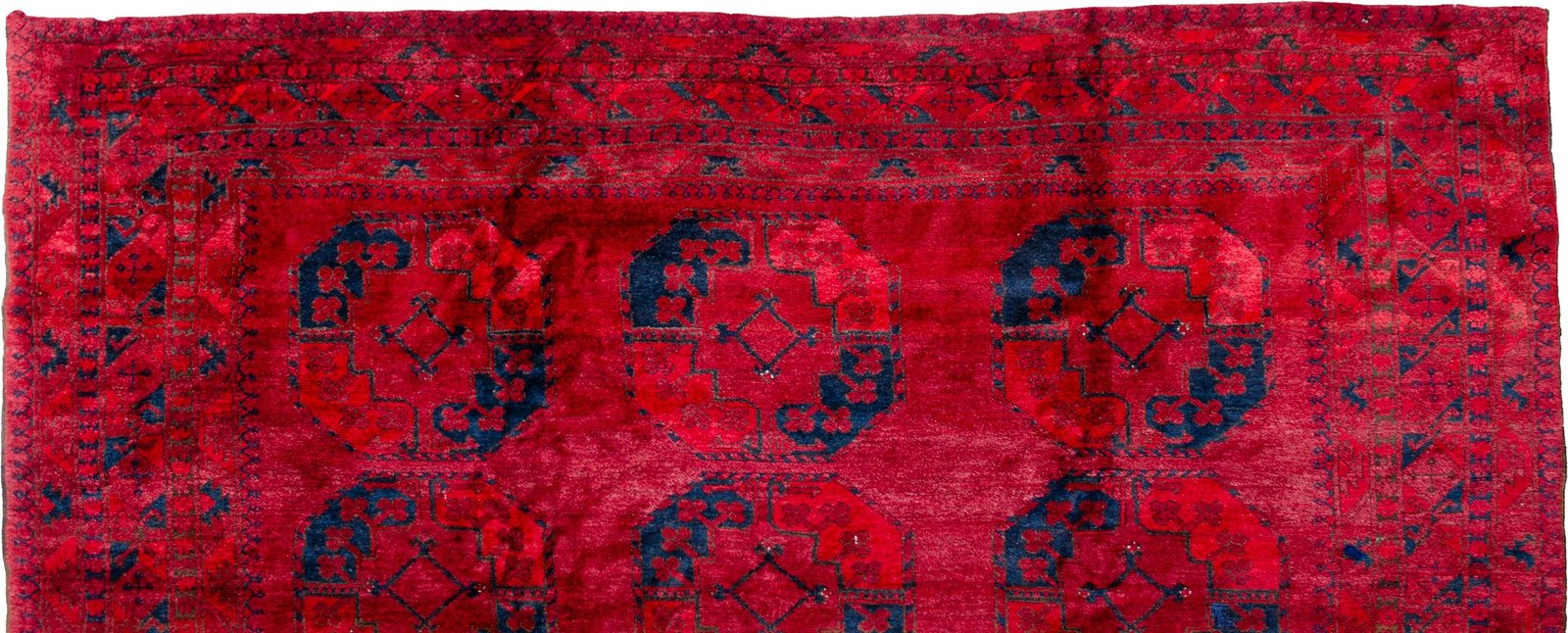 H401-Close-up three-row-elephant-foot-tribal-rug-minimalist.jpg