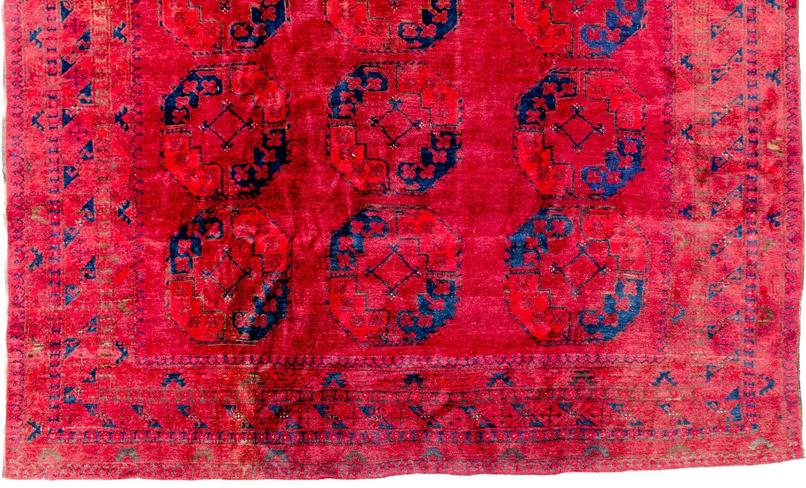 H401-Close-up2 three-row-elephant-foot-tribal-rug-minimalist.jpg