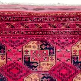 intact-kilim-ends-turkmen-carpet.jpg