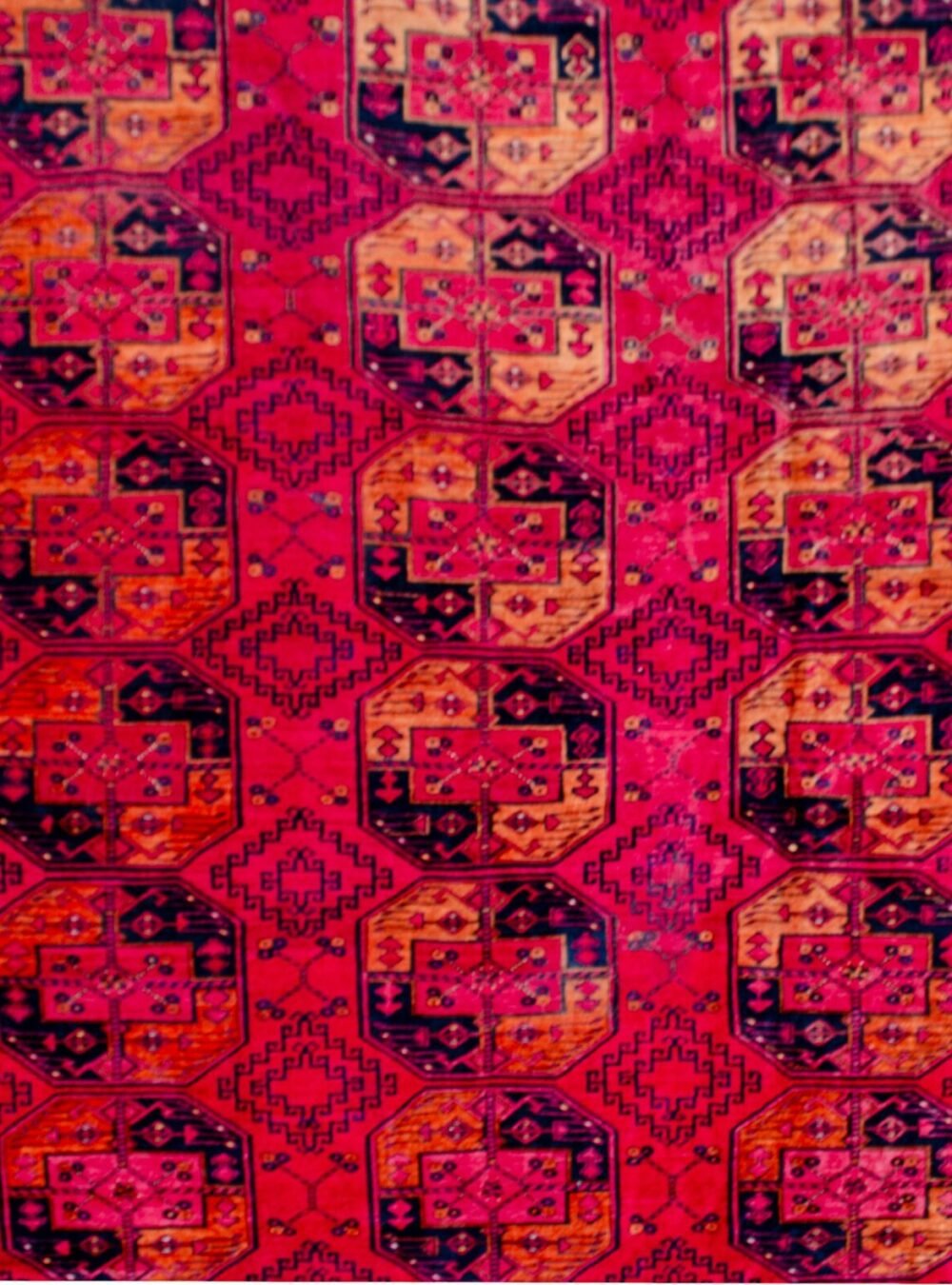 H402-Close-up1 intact-kilim-ends-turkmen-carpet.jpg