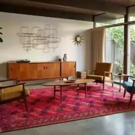 intact-kilim-ends-turkmen-carpet.jpg