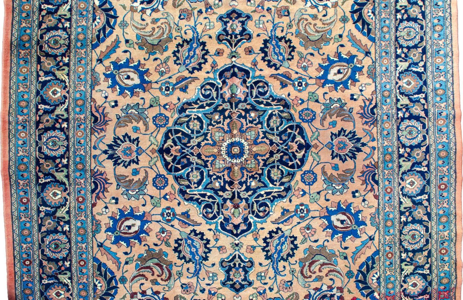 H405-Close-up1 tabriz-rug-no-spandrels-design.jpg