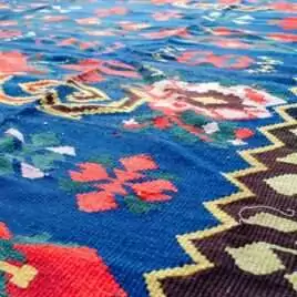 two-segment-construction-kilim-center-detail.jpg